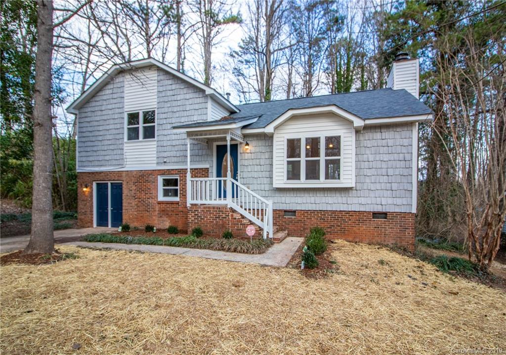 6332 Round Hill Road, Unit 1 Charlotte, NC 28211 - Photo 1 of 19 Gallery Image 1