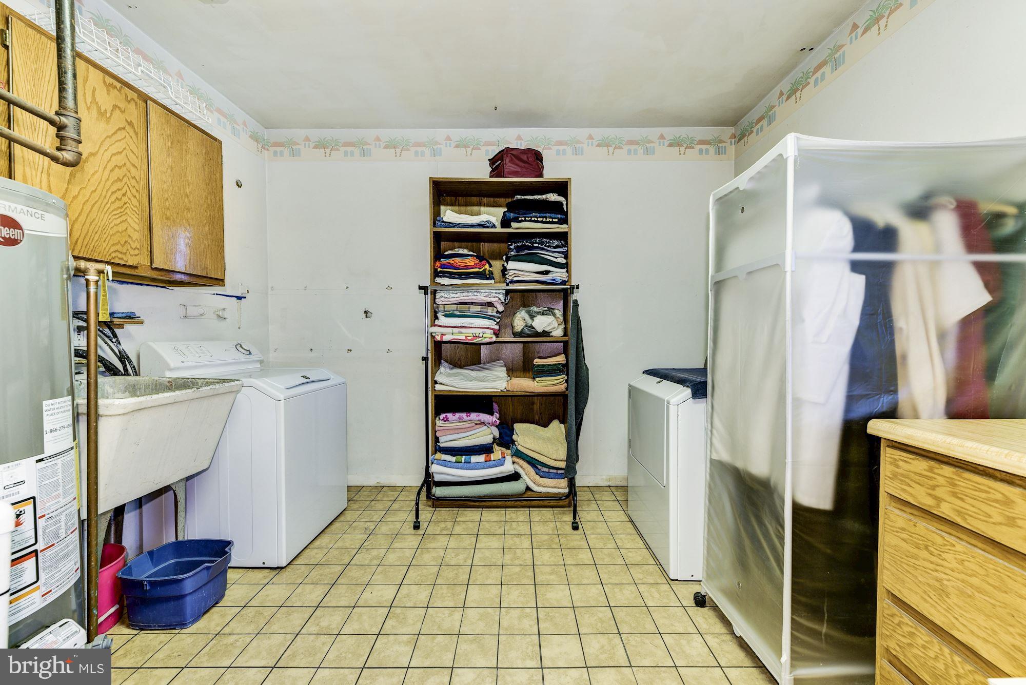 107 Round Hill Road Voorhees, NJ 08043 - Photo 6 of 16 Gallery Image 6