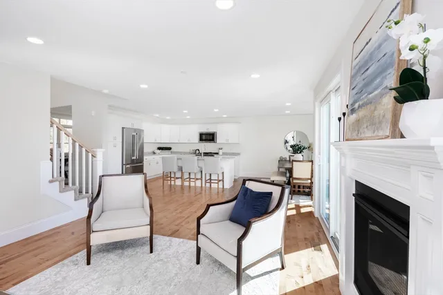 $1,200,000 | 8 Acadia Drive, Hudson, NH 03051