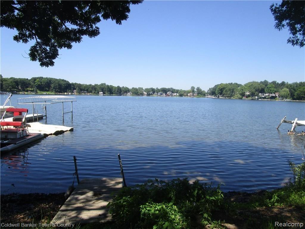 All sports Round Lake