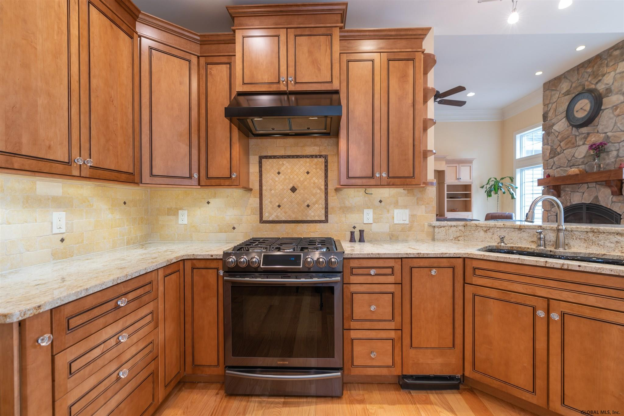 22 Peacham Road Colonie, NY 12189 - Photo 13 of 70 Photo 13