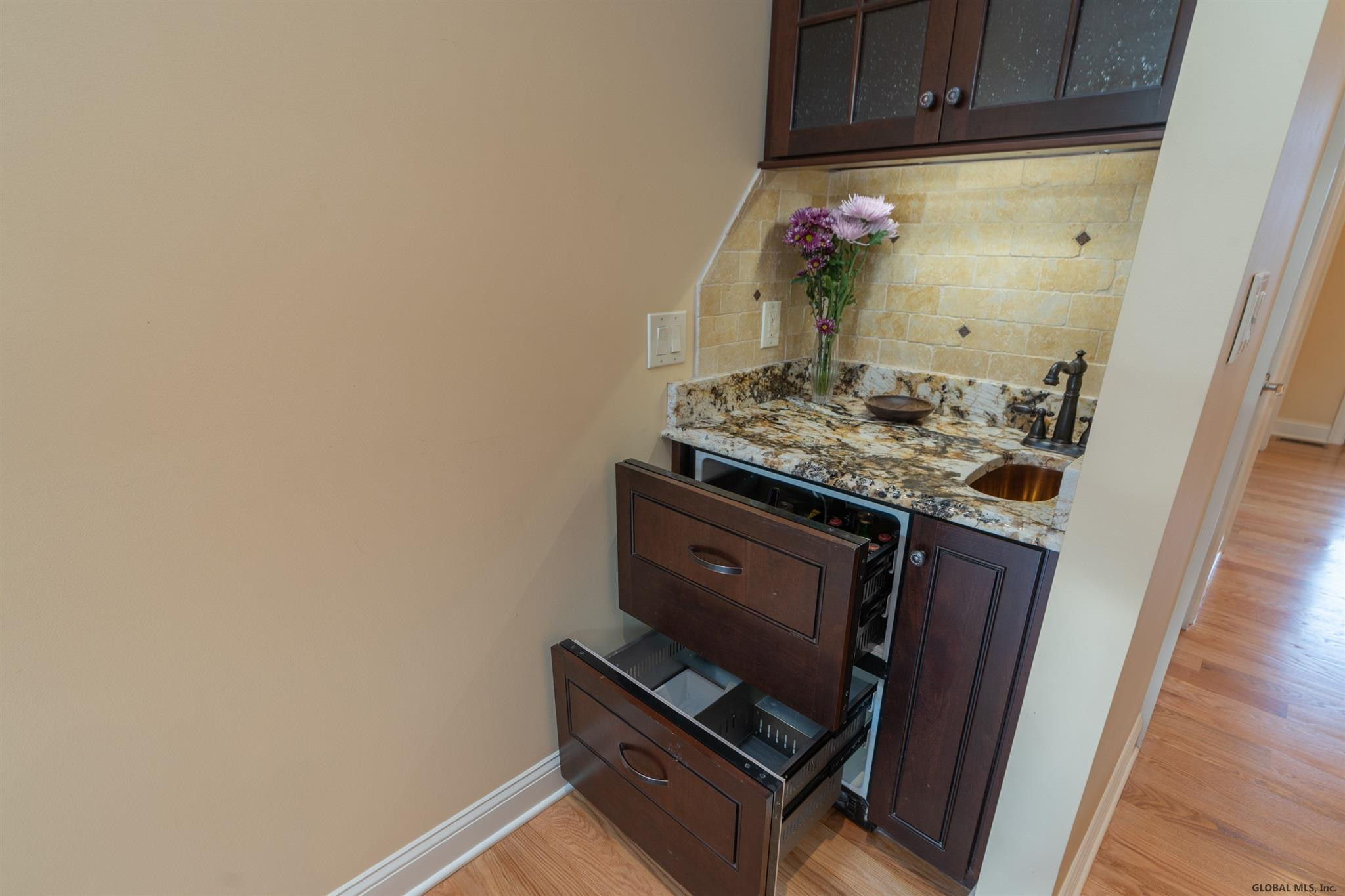 22 Peacham Road Colonie, NY 12189 - Photo 34 of 70 Photo 34