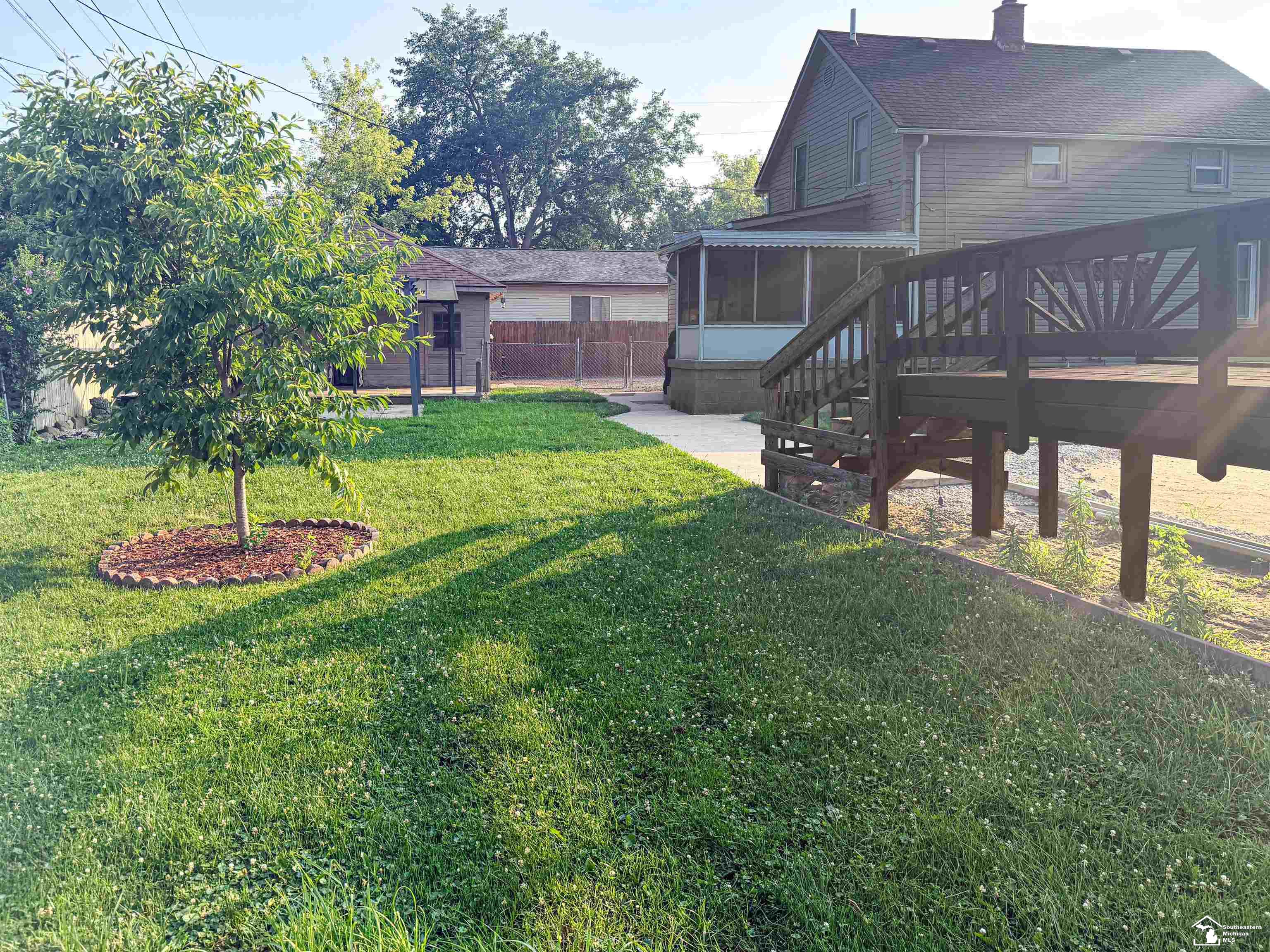 1003 Bacon Street Monroe, MI 48161 - Photo 3 of 13
