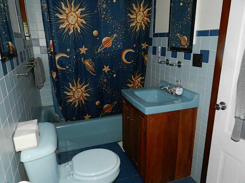 30 Dogtown Road Detroit, ME 04929 - Photo 15 of 35 Bathroom.