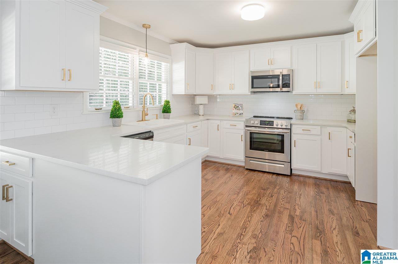 1308 Round Hl Road Birmingham, AL 35216 - Photo 3 of 48 Gallery Image 3