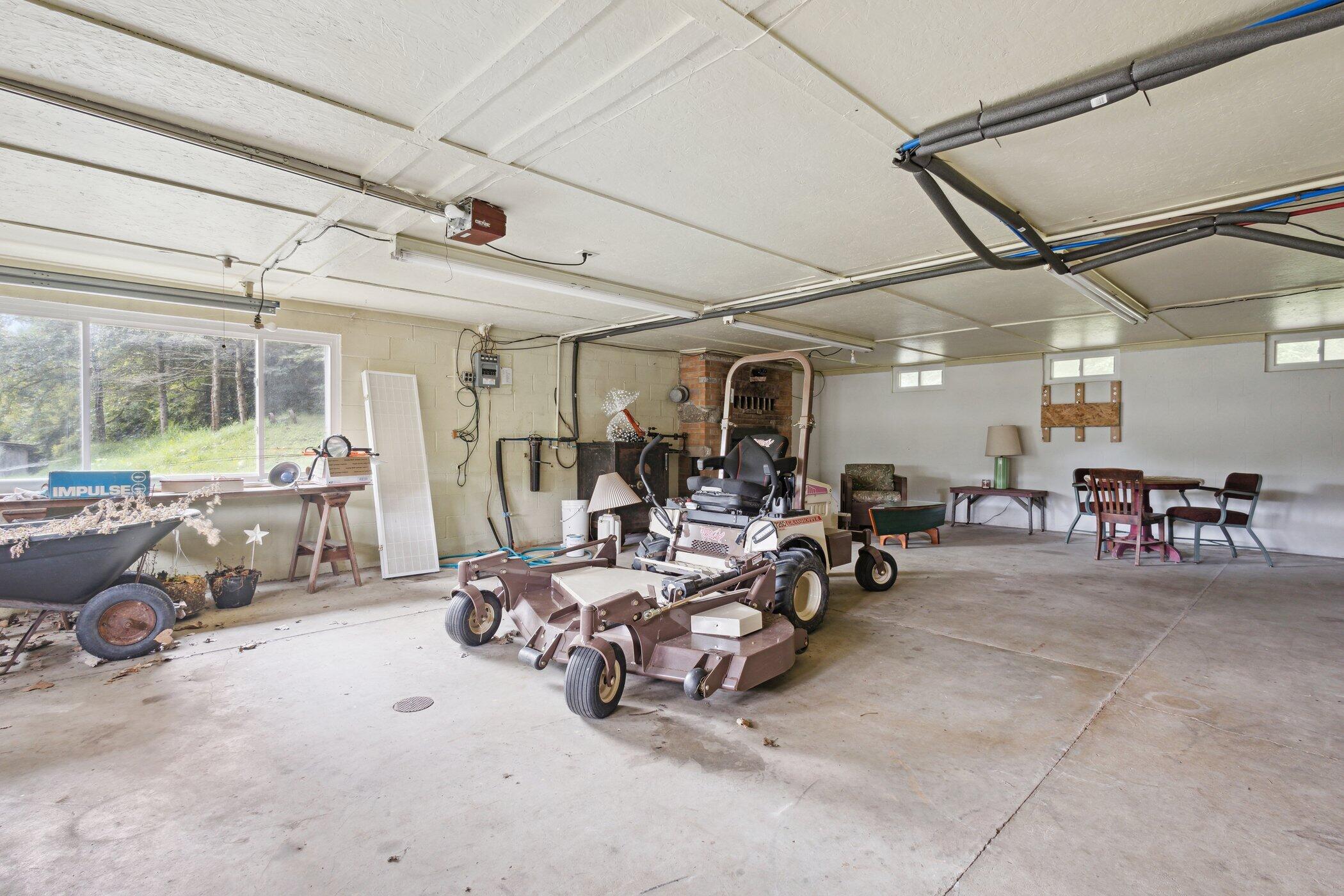 12451 Garr Road Buchanan, MI 49107 - Photo 12 of 21 2+ Garage