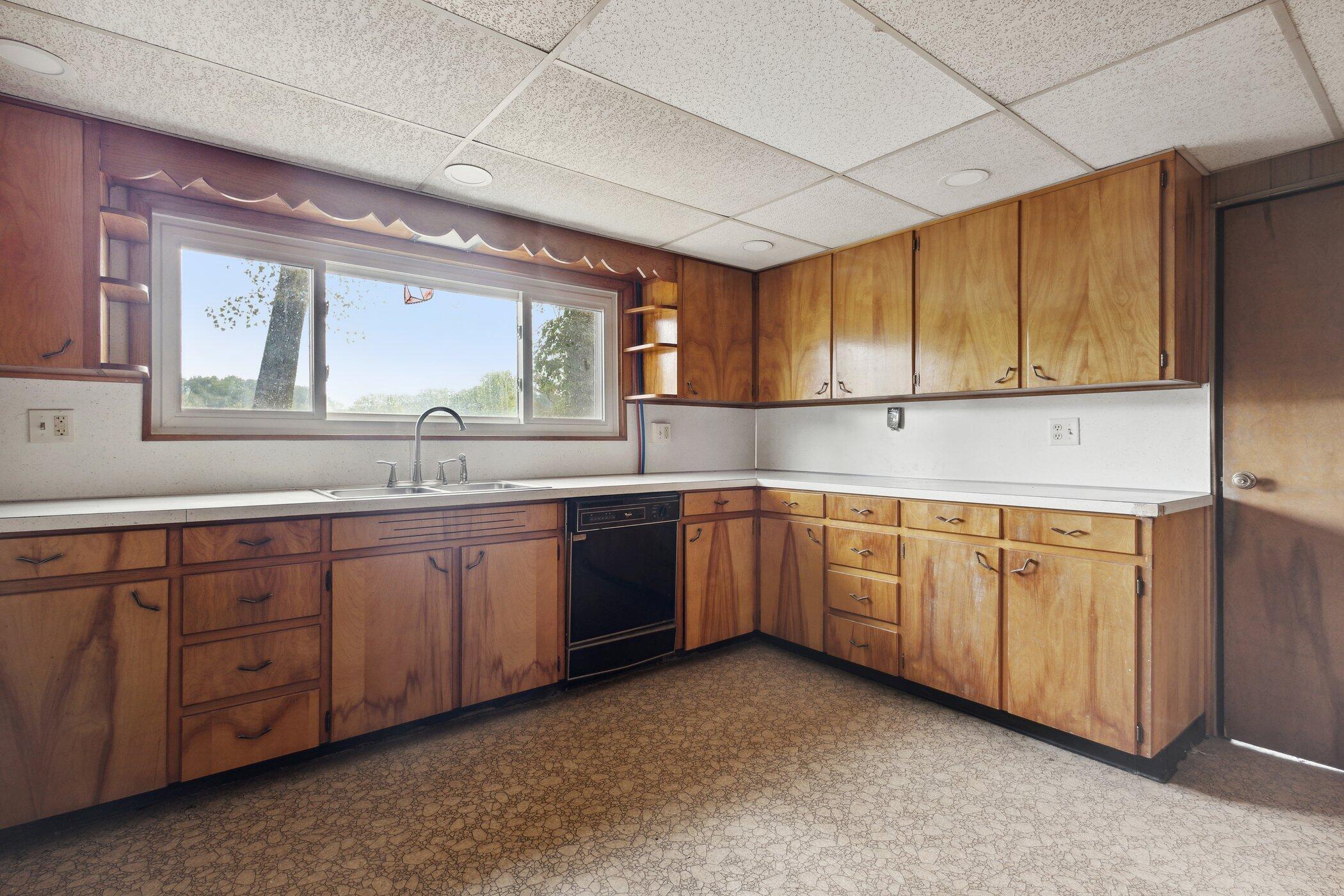 12451 Garr Road Buchanan, MI 49107 - Photo 7 of 21 Kitchen Lower Level