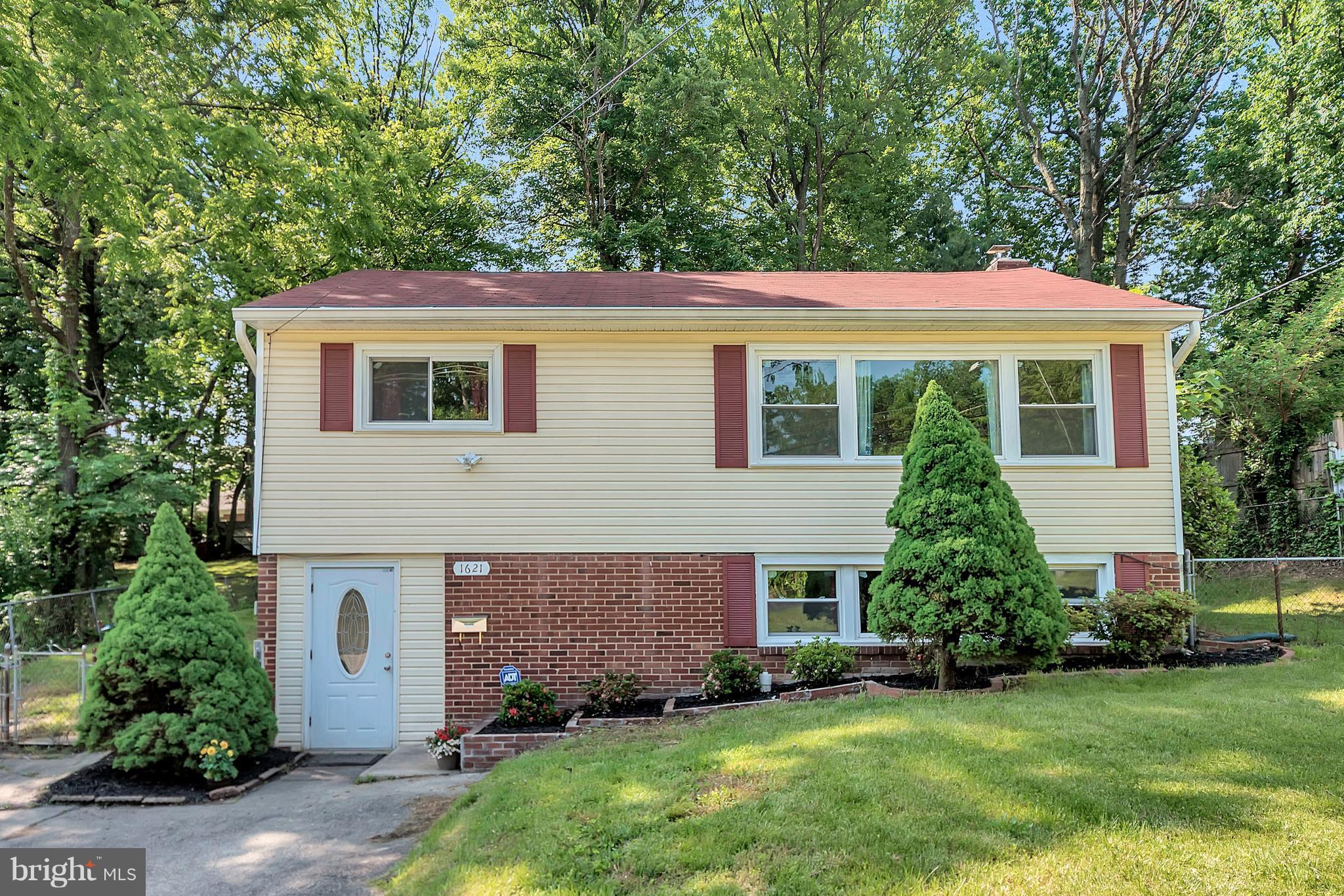 1621 Horner Road Woodbridge, VA 22191 - Photo 1 of 24 Exterior (Front)