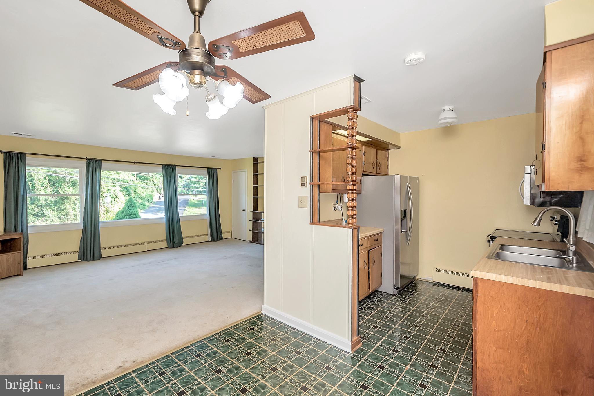 1621 Horner Road Woodbridge, VA 22191 - Photo 9 of 24 Kitchen
