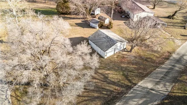 $35,000 | 213 South Pine Street, Colony, KS 66015