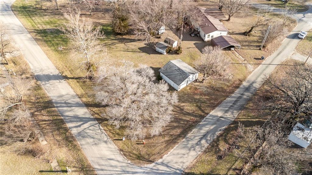 213 South Pine Street Colony, KS 66015 - Photo 14 of 29