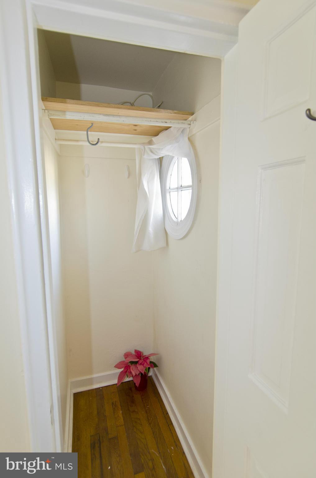 211 East Glebe Road, Unit B Alexandria, VA 22305 - Photo 6 of 15 a utility room with dryer and washer