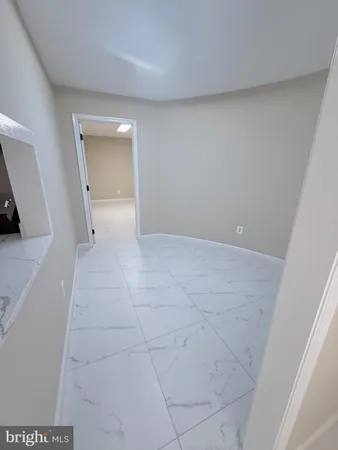 $2,395 | 113 North Fayette Street, Unit 3, Alexandria, VA 22314