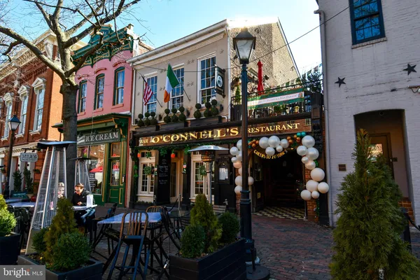 $2,345 | 113 North Fayette Street, Unit 3, Alexandria, VA 22314