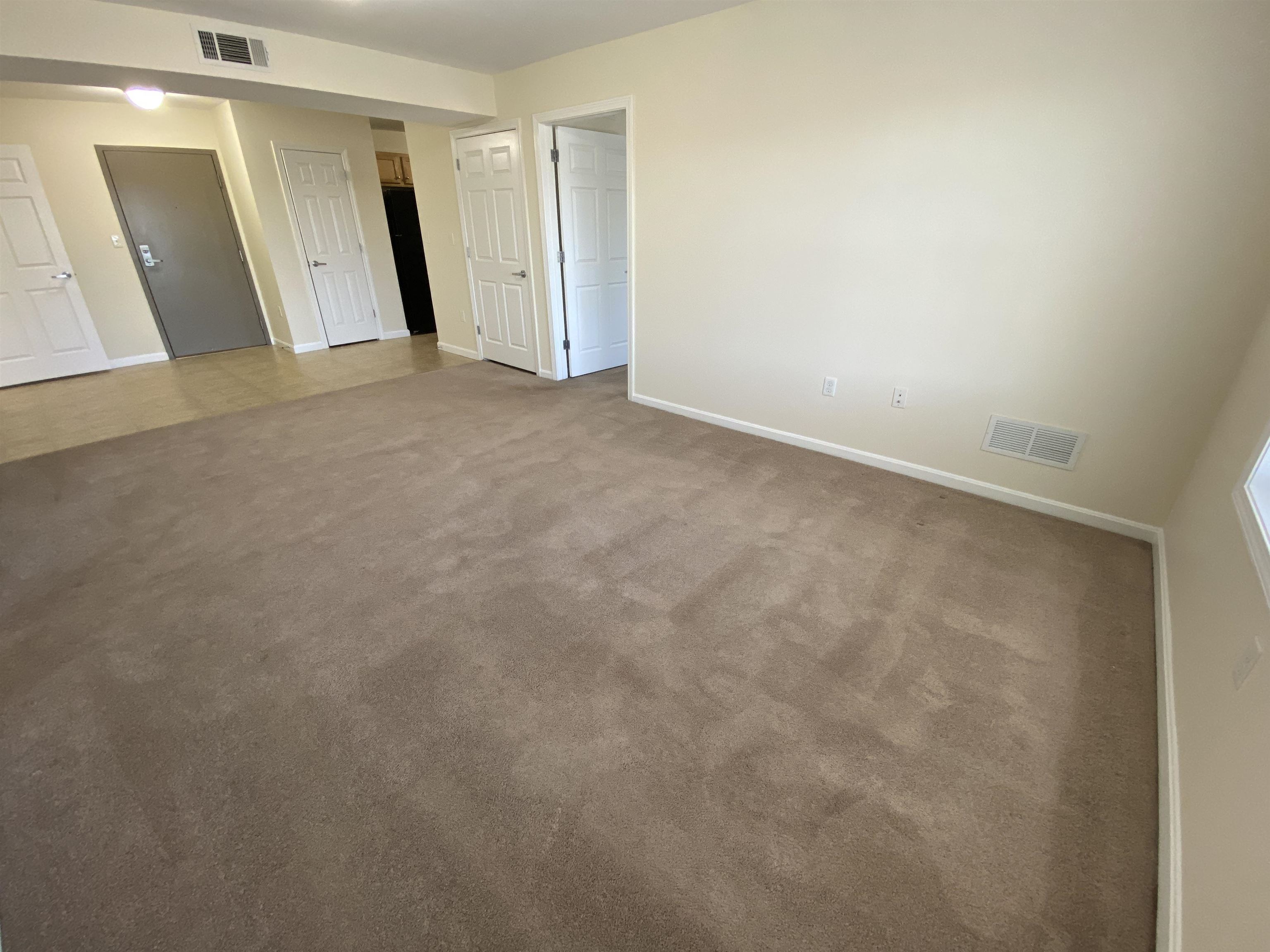 20 Sentinel Court, Unit 306 Manchester, NH 03103 - Photo 15 of 40