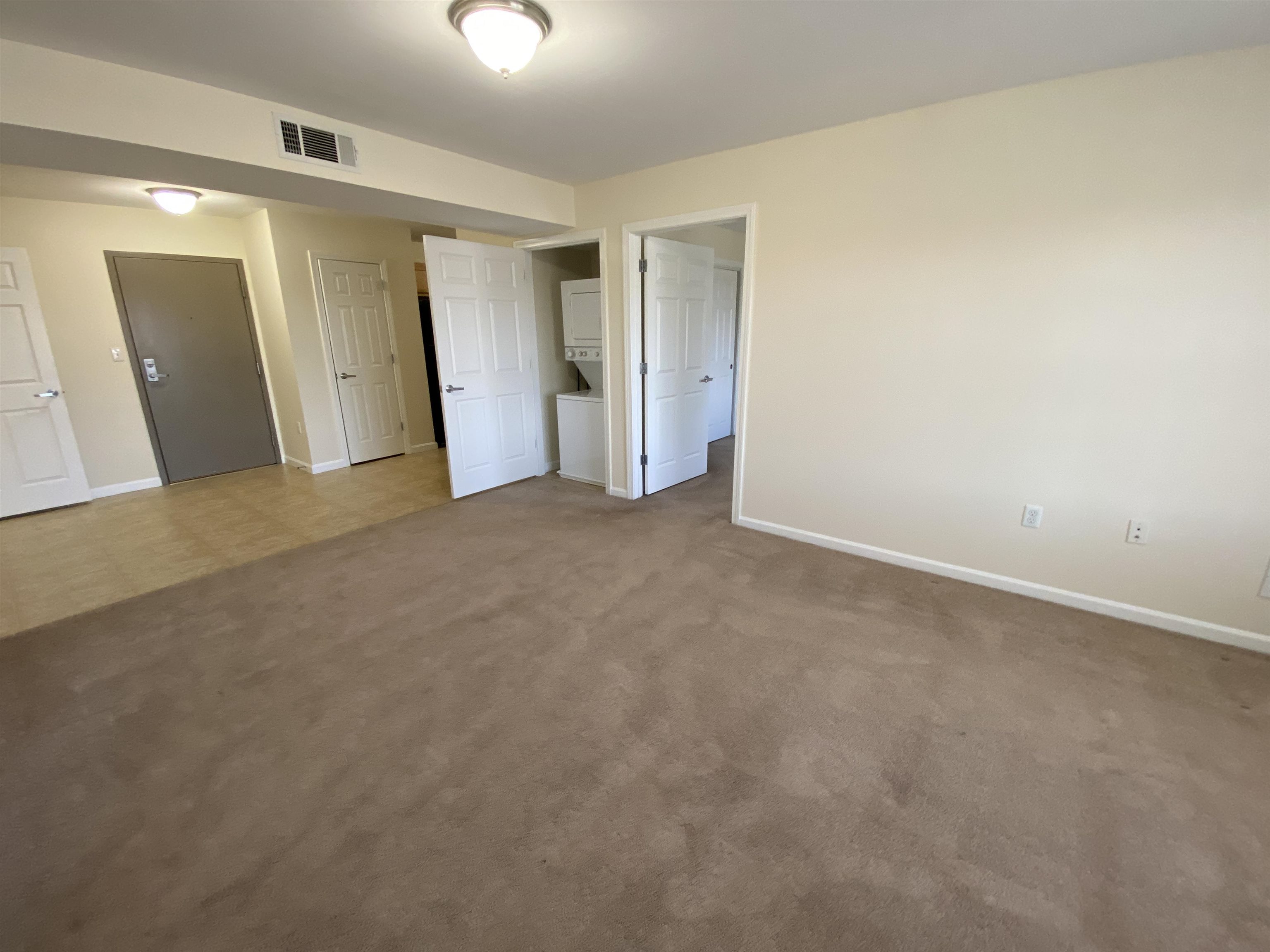 20 Sentinel Court, Unit 306 Manchester, NH 03103 - Photo 17 of 40
