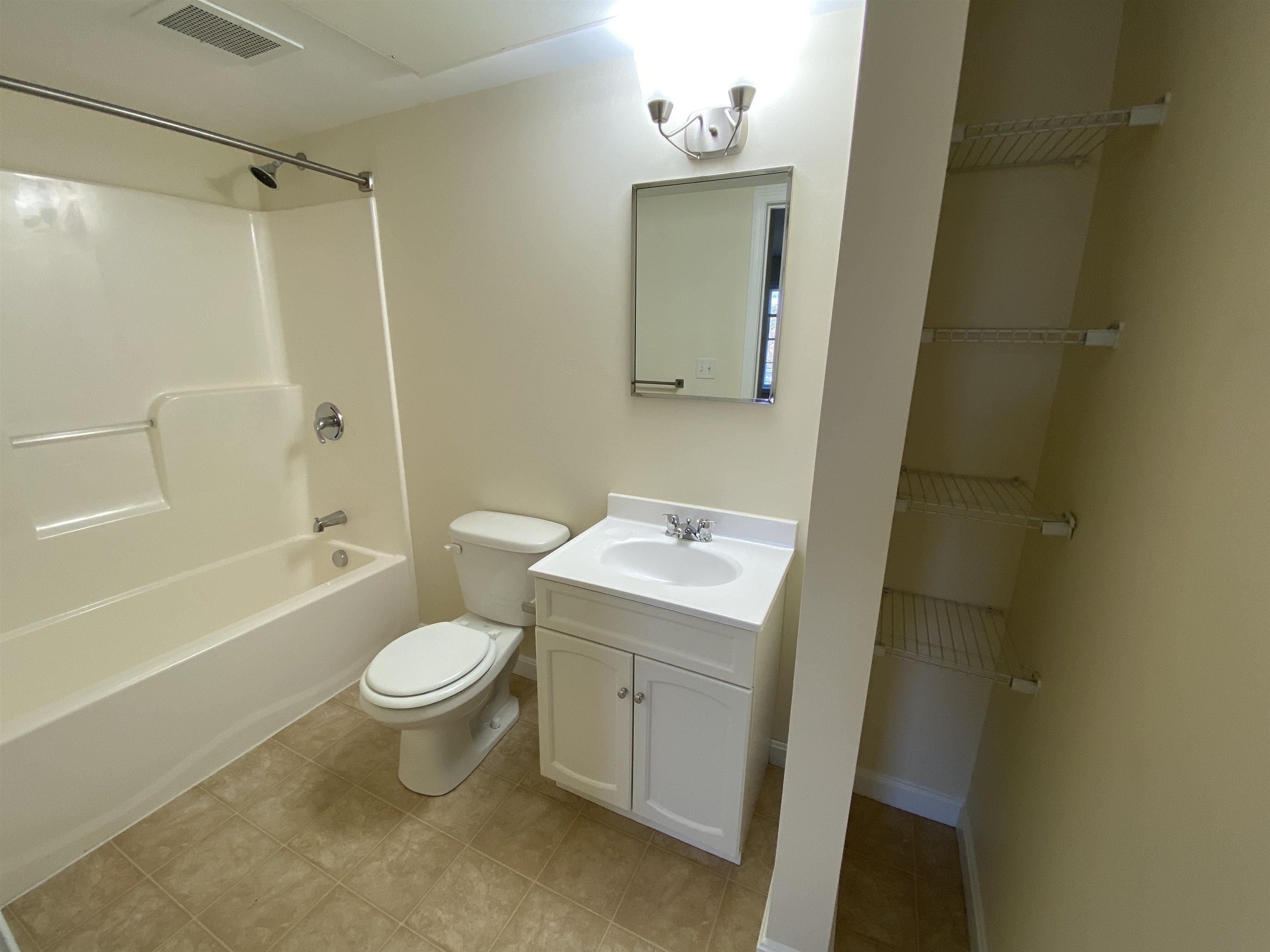 20 Sentinel Court, Unit 306 Manchester, NH 03103 - Photo 30 of 40