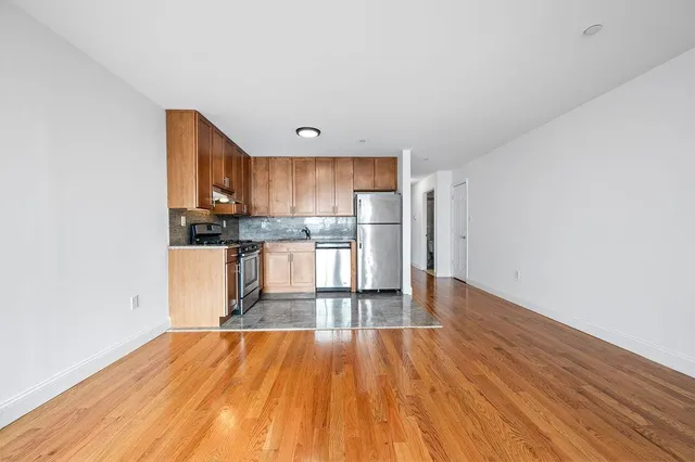 $2,730,000 | 16003 Sanford Avenue | Murray Hill - Flushing