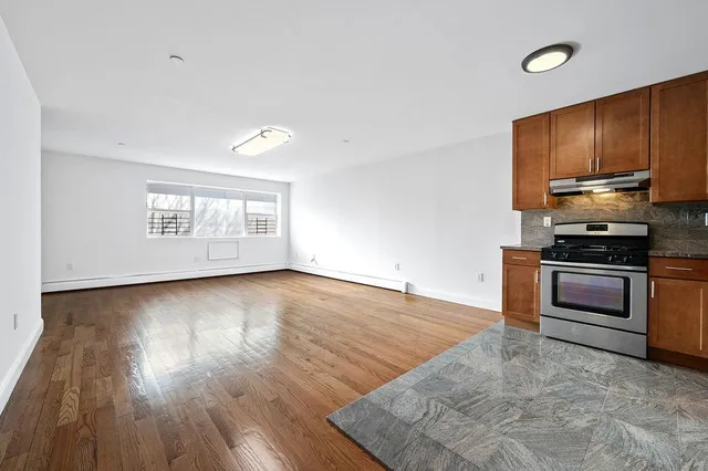 $2,730,000 | 16003 Sanford Avenue | Murray Hill - Flushing