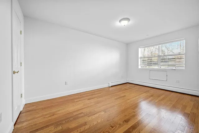 $2,730,000 | 16003 Sanford Avenue | Murray Hill - Flushing