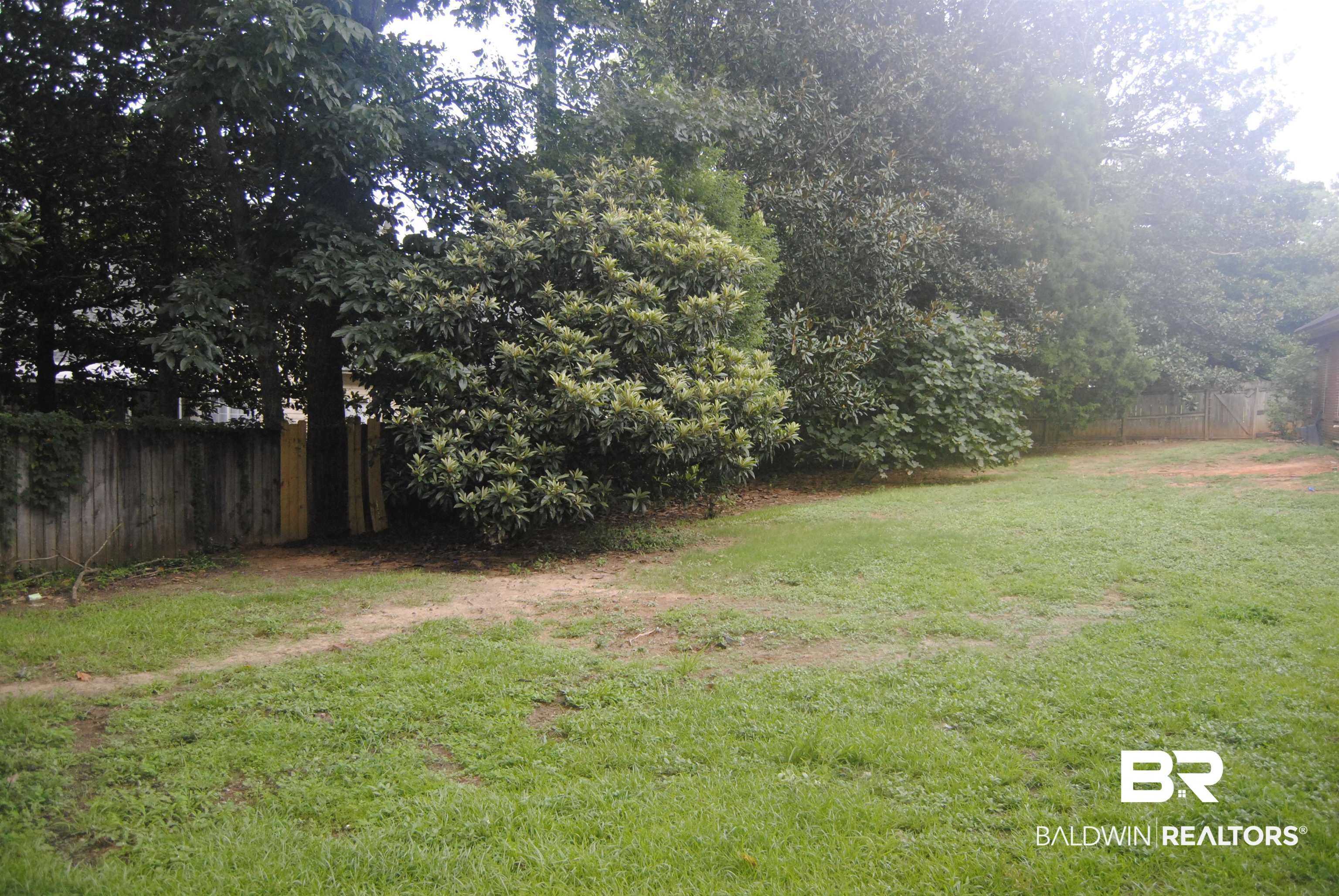129 General Canby Loop Spanish Fort, AL 36527 - Photo 22 of 23 Yard