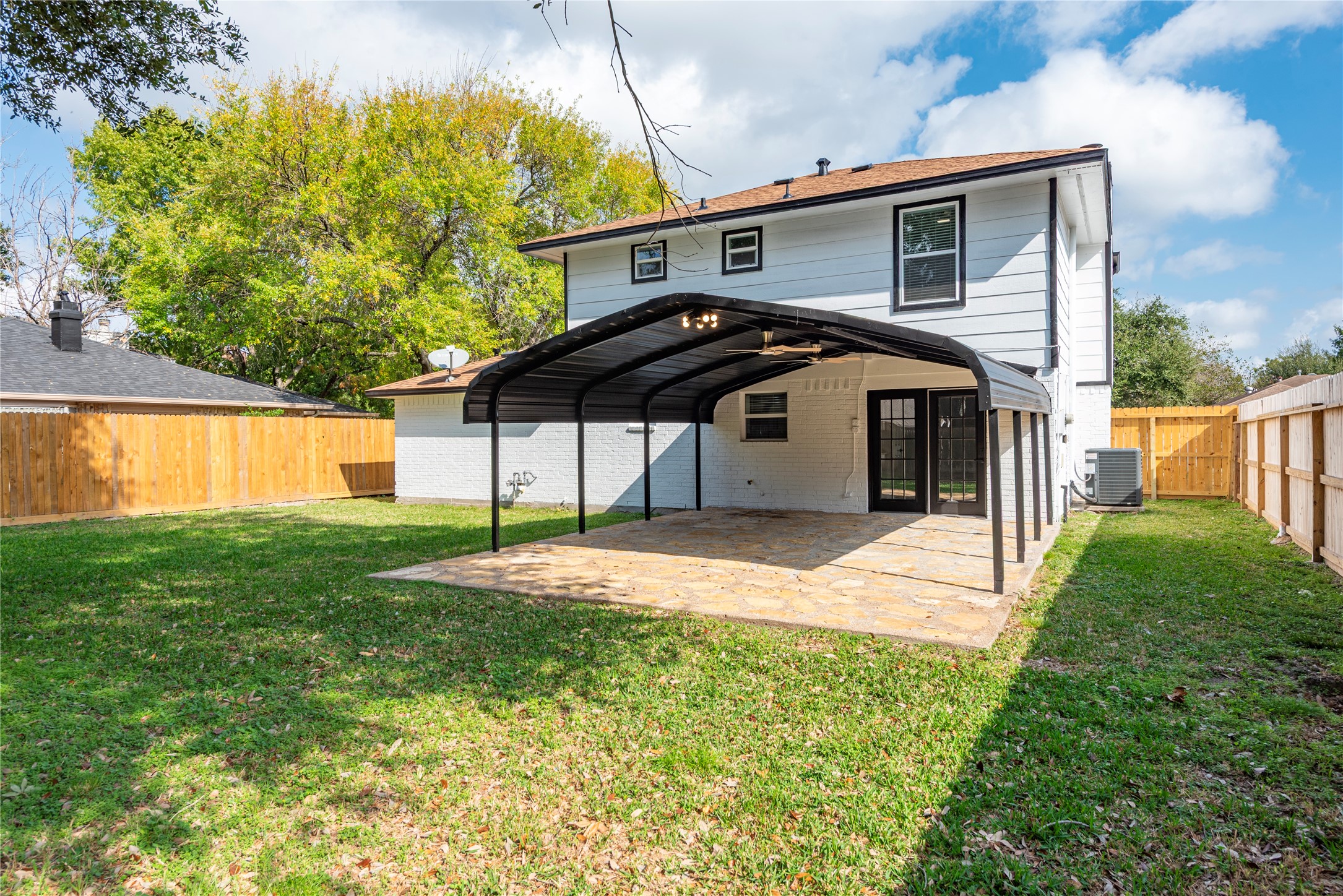4315 Brookhead Trail Houston, TX 77066 - Photo 27 of 29 a front view of a house with garden