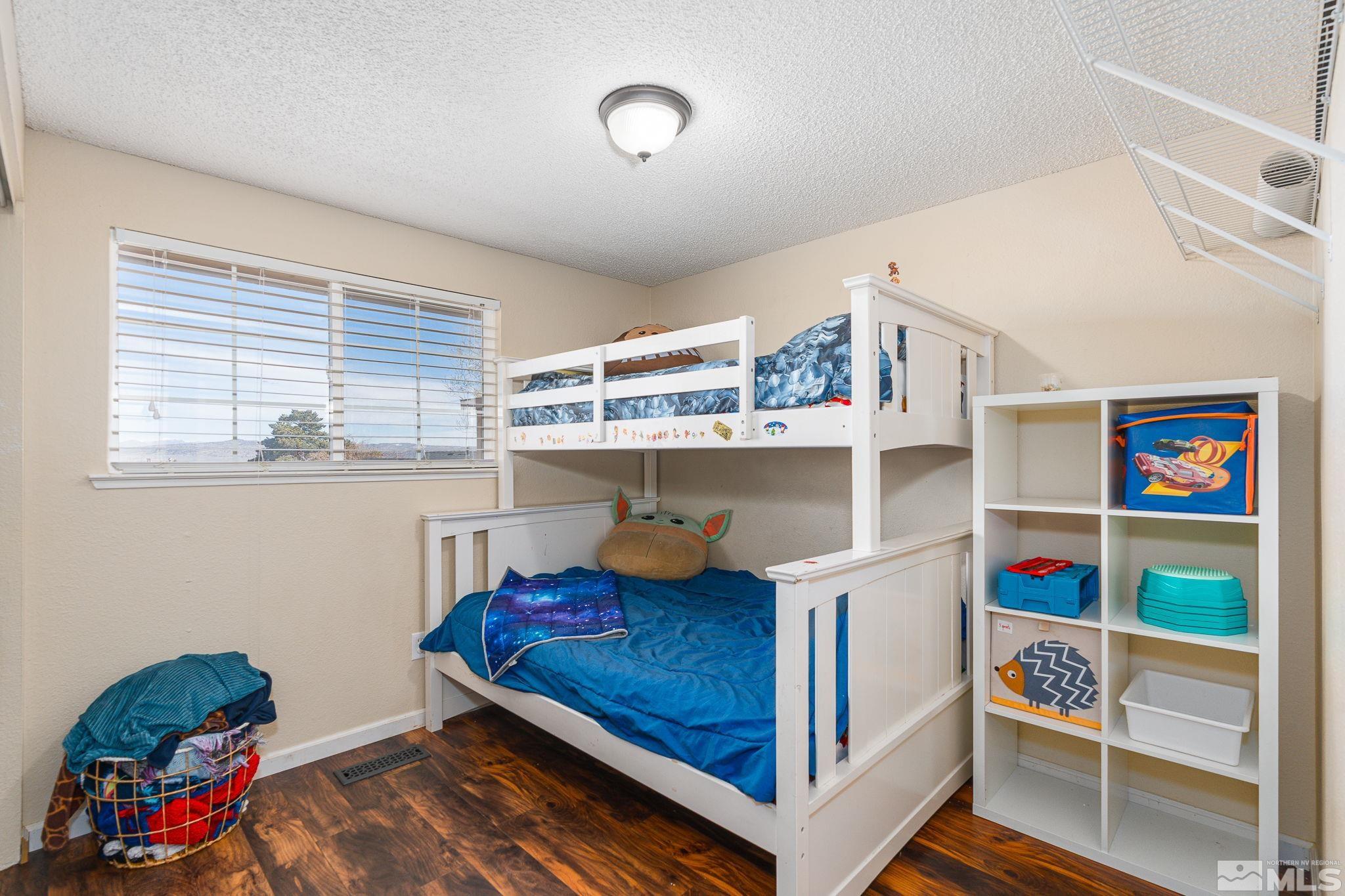 6825 Peppermint Drive Reno, NV 89506 - Photo 20 of 28 Photo 24