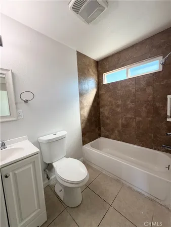 $2,400 | 8422 San Carlos Avenue, South Gate, CA 90280