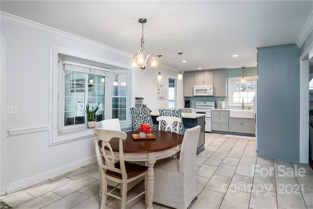 10835 Painted Tree Road Charlotte, NC 28226 - Photo 12 of 48 Gallery Image 12