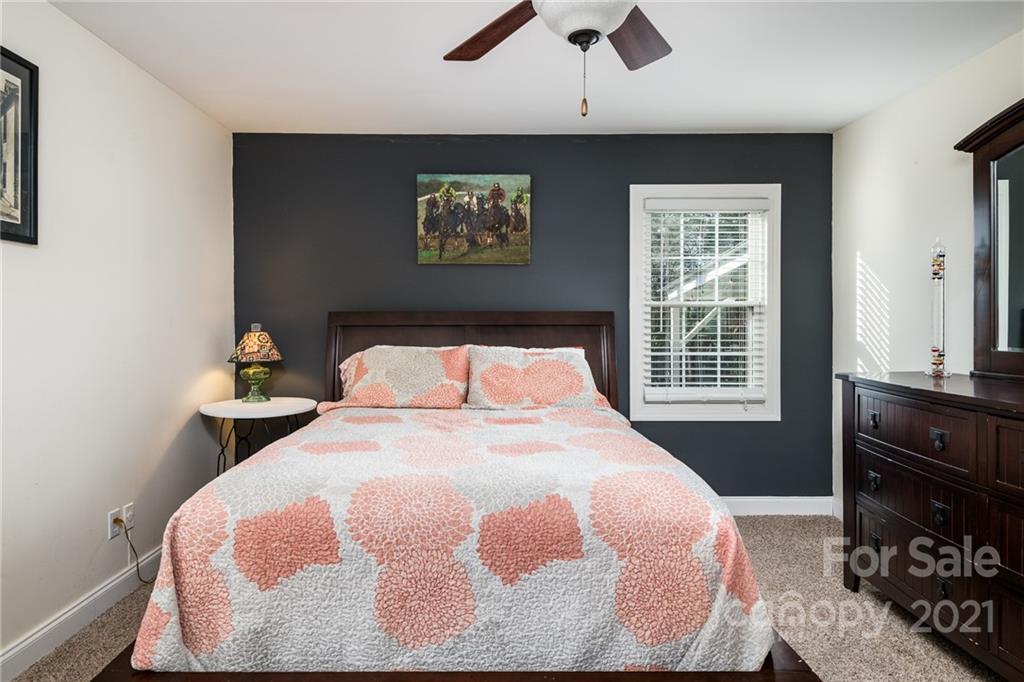 10835 Painted Tree Road Charlotte, NC 28226 - Photo 24 of 48 Gallery Image 24