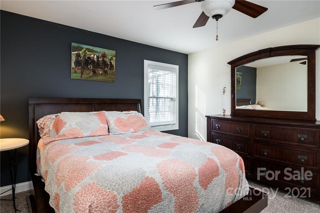 10835 Painted Tree Road Charlotte, NC 28226 - Photo 27 of 48 Gallery Image 27