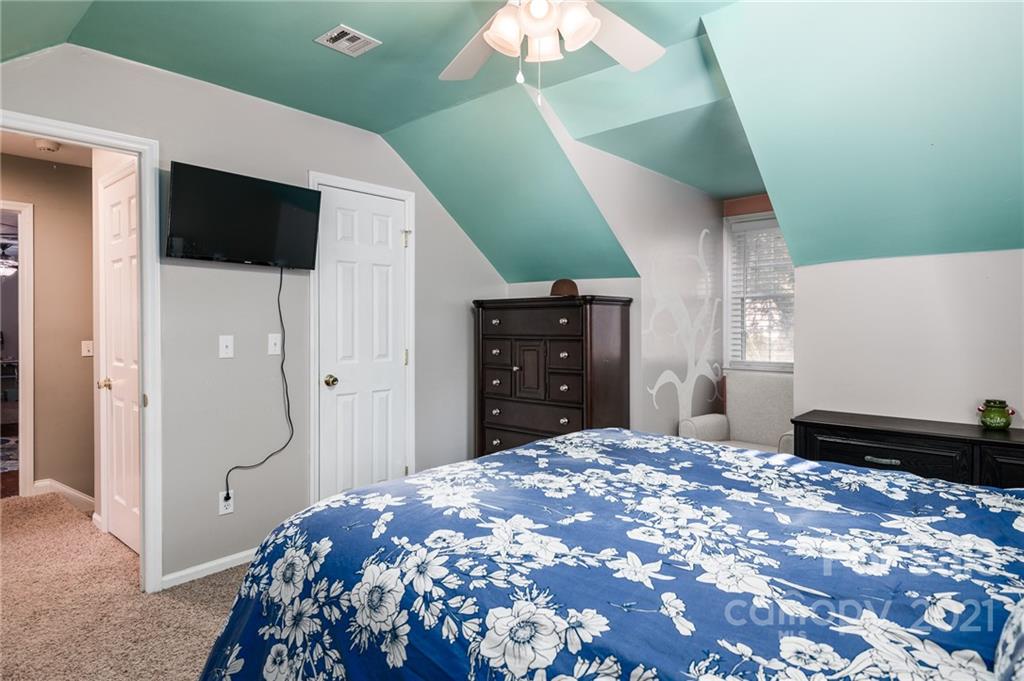 10835 Painted Tree Road Charlotte, NC 28226 - Photo 32 of 48 Gallery Image 32
