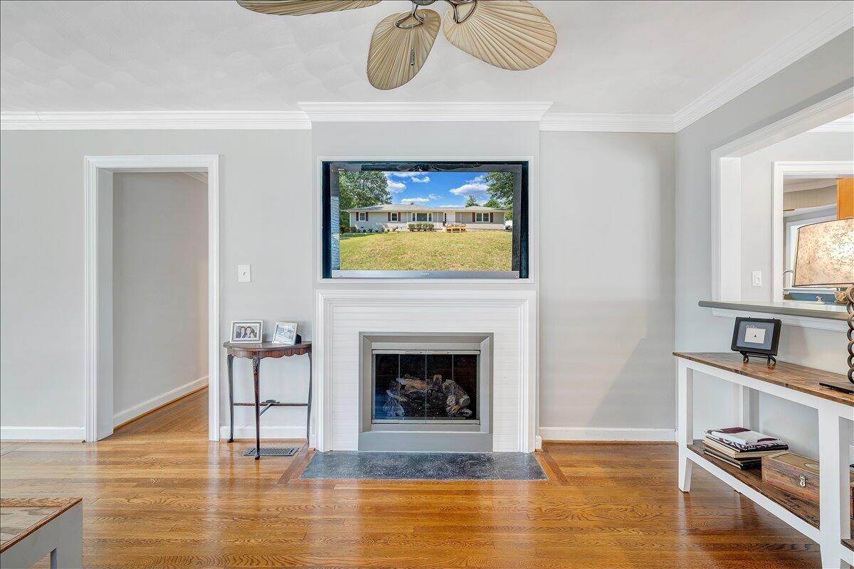 3561 Wright Road Southwest Roanoke, VA 24015 - Photo 10 of 61 09-MIB04207