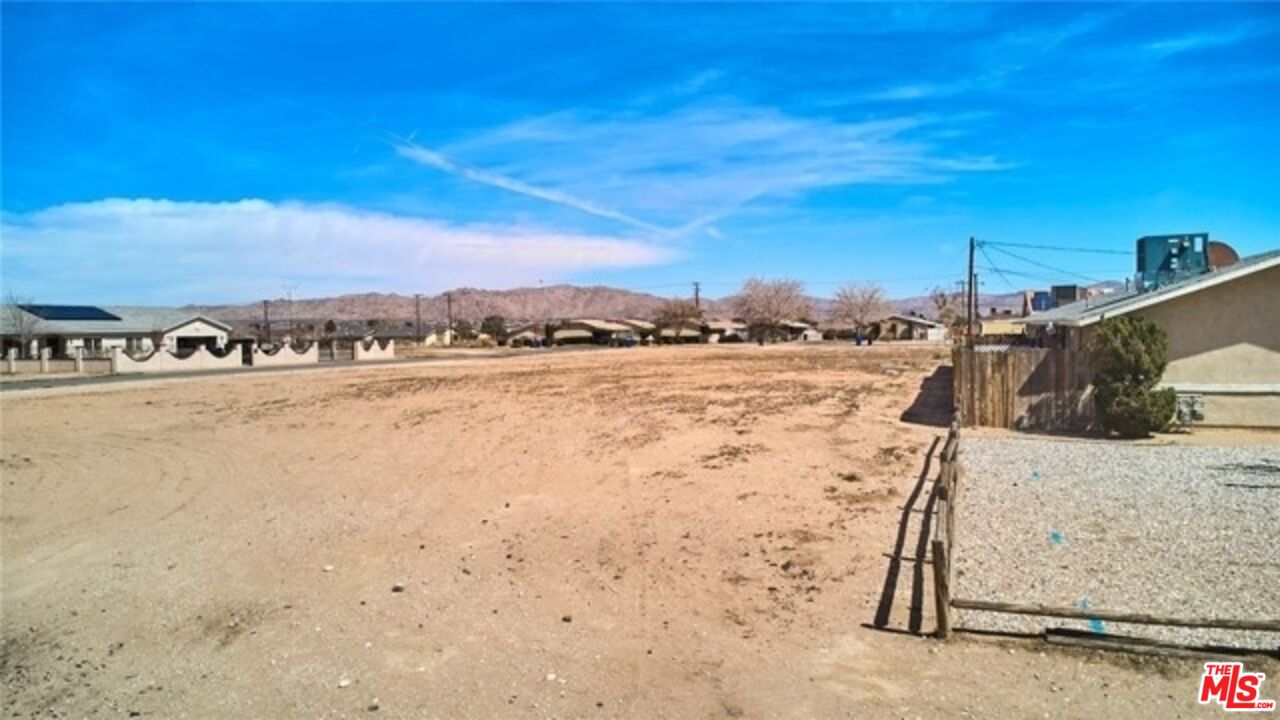 0 Straight Arrow Road Apple Valley, CA 92307 - Photo 14 of 26 a view of ocean with large building
