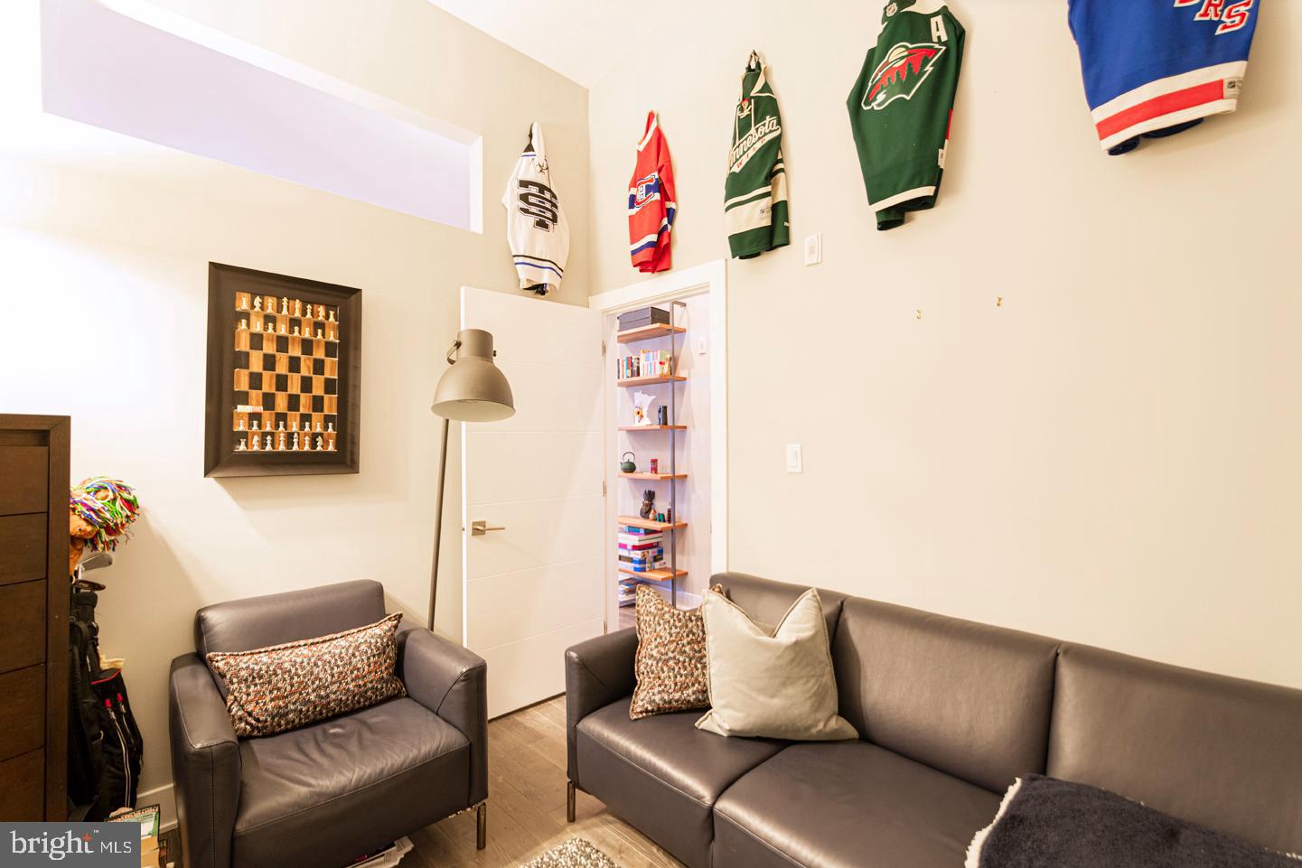 135 North 3rd Street, Unit 5B Philadelphia, PA 19106 - Photo 4 of 14