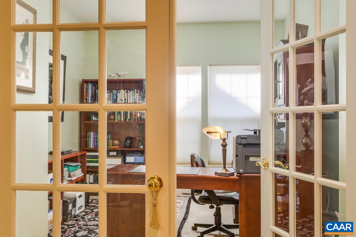 608 Rainier Road Charlottesville, VA 22903 - Photo 6 of 26 Gallery Image 6