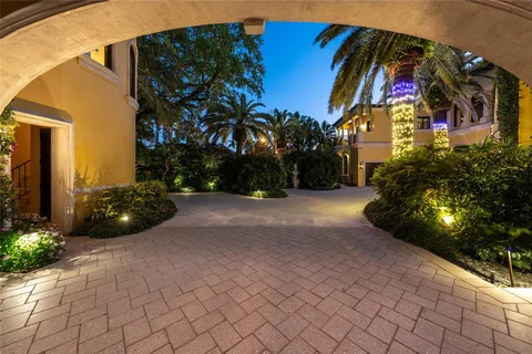 $39,900,000 | 1 Isla Bahia Drive, Fort Lauderdale, FL 33316