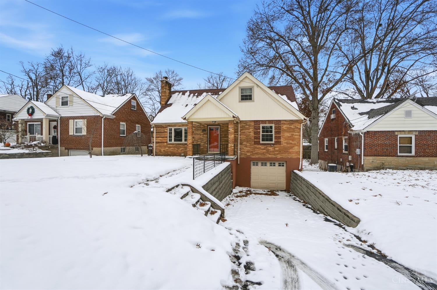 5641 Samver Road Cincinnati, OH 45239 - Photo 3 of 70 Gallery Image 3