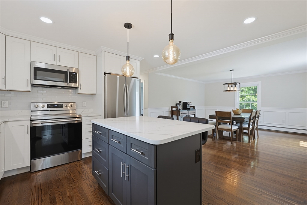 316 West Sutton Road Sutton, MA 01590 - Photo 5 of 42