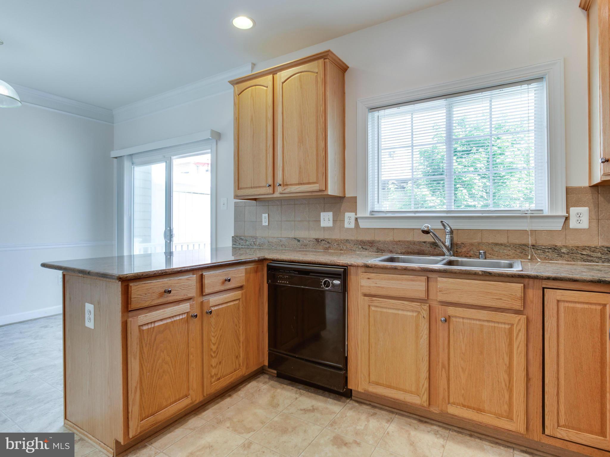 14022 Castle Ridge Way, Unit 37 Silver Spring, MD 20904 - Photo 13 of 30 Kitchen