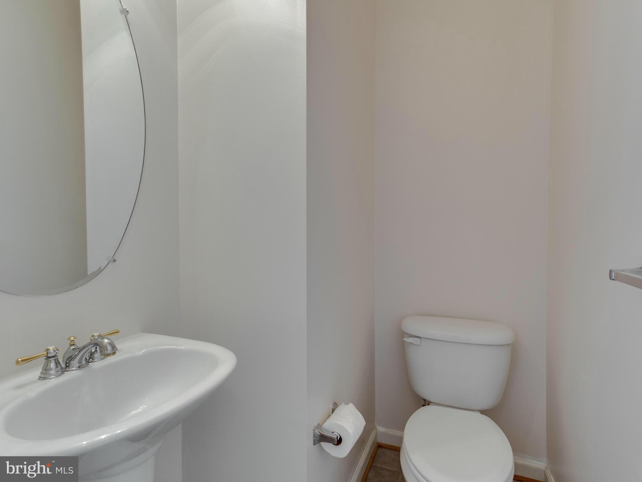 14022 Castle Ridge Way, Unit 37 Silver Spring, MD 20904 - Photo 18 of 30 Bath