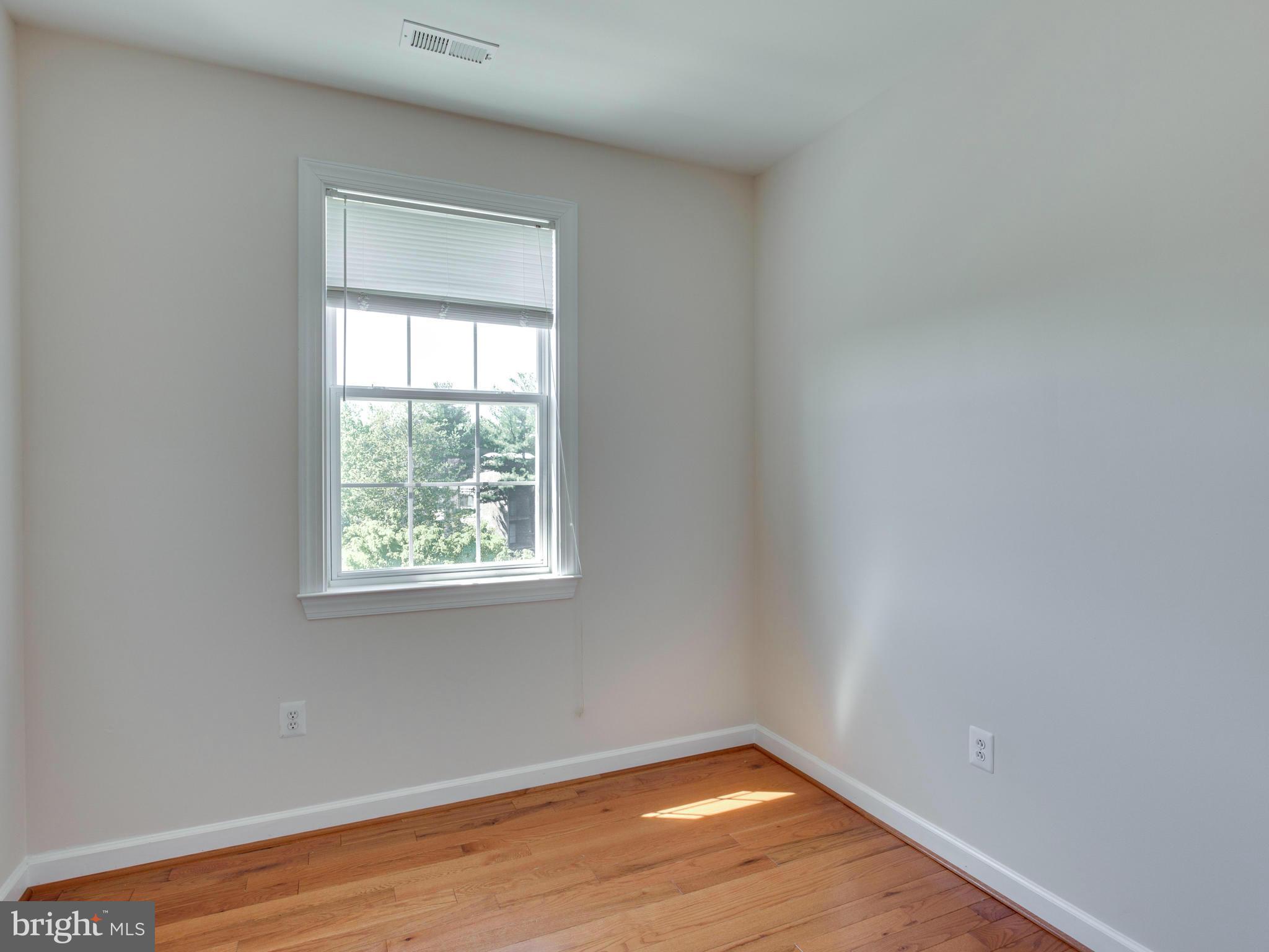14022 Castle Ridge Way, Unit 37 Silver Spring, MD 20904 - Photo 23 of 30 Bedroom 2
