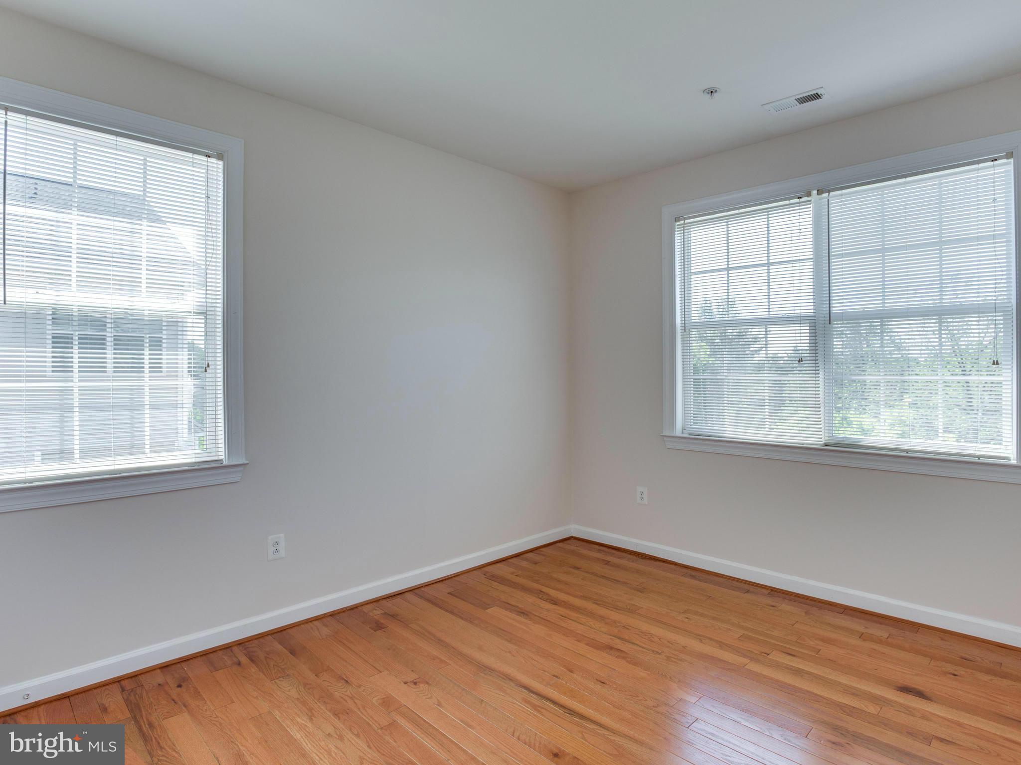 14022 Castle Ridge Way, Unit 37 Silver Spring, MD 20904 - Photo 26 of 30 Bedroom 3