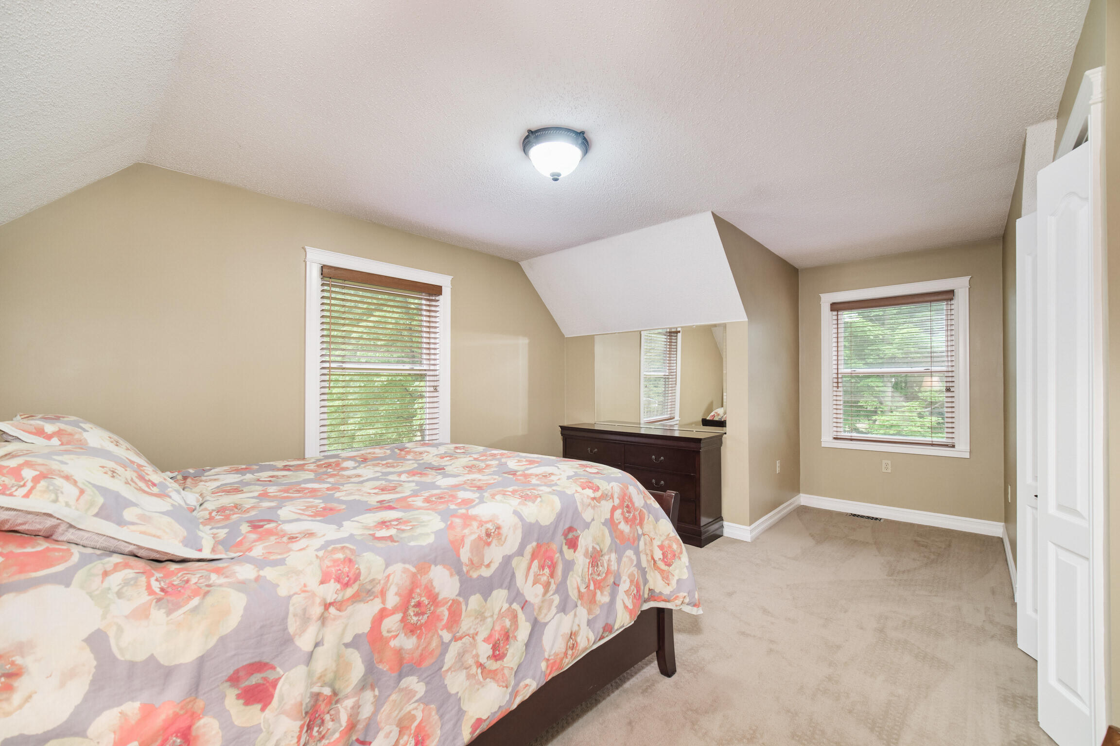 7529 North Quarterline Road Free Soil, MI 49411 - Photo 33 of 69 Bedroom 2