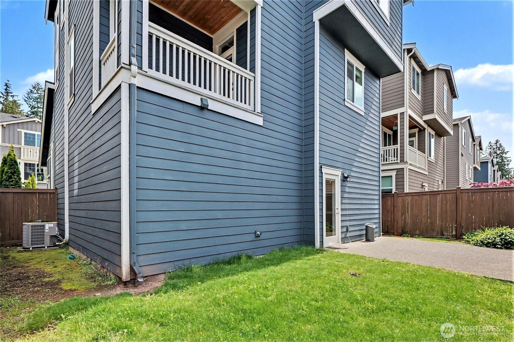 18530 46th Avenue Southeast Bothell, WA 98012 - Photo 35 of 40