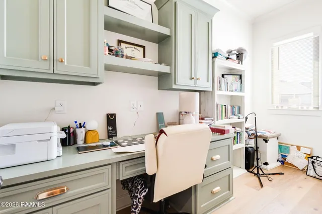 $705,000 | 202 Ashgrove Lane, Youngsville, LA 70592