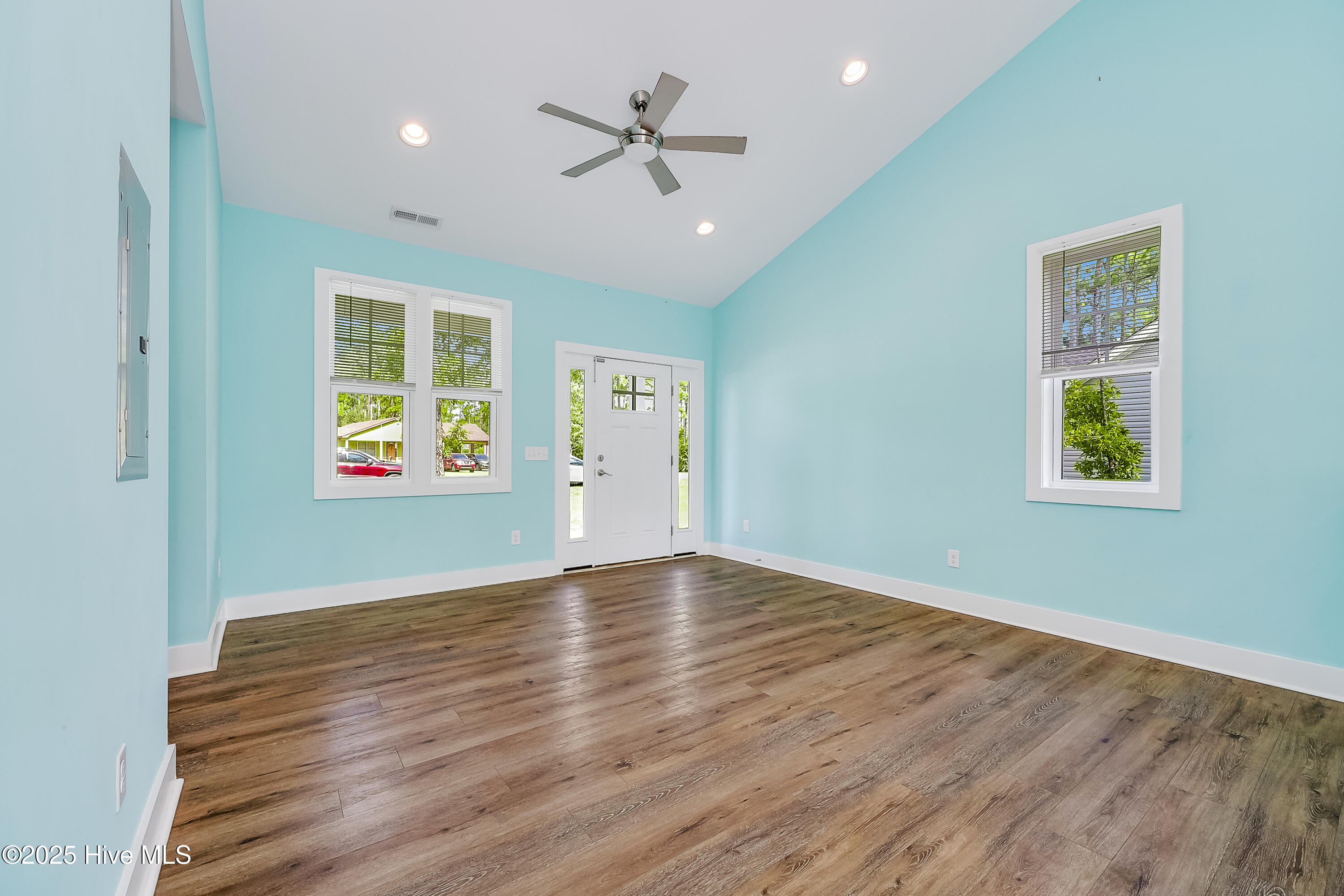1858 East Boiling Spring Road Southport, NC 28461 - Photo 3 of 20 living room