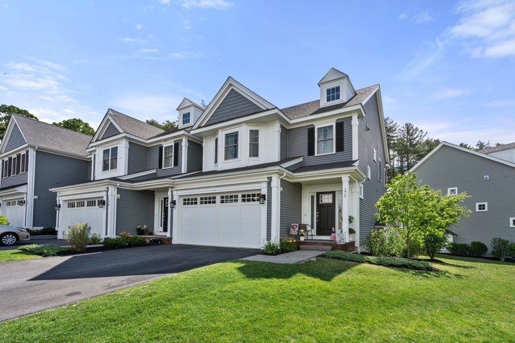172 Brookview Road, Unit 172 Franklin, MA 02038 - Photo 2 of 41 Gallery Image 2