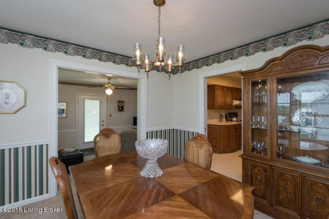 3710 Winchester Road Louisville, KY 40207 - Photo 14 of 33 Dining Room
