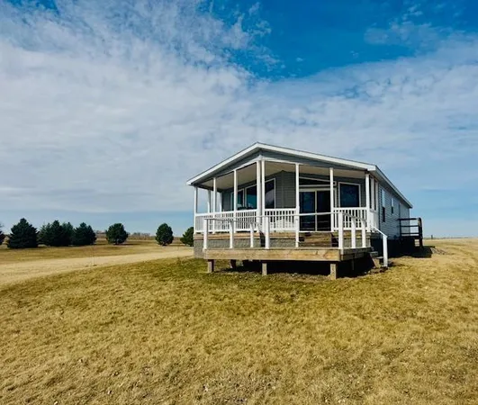 $350,000 | 7 Robbins Drive, Tracy, MN 56175